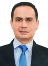Foto de Dr. Enver Cromwell Salinas Vasquez