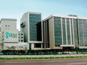 Laser Vision Center & Asociados S.A.C.
