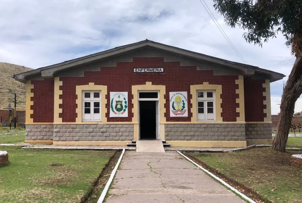 Sanidad del RBC Nº 9 Pomata en Puno