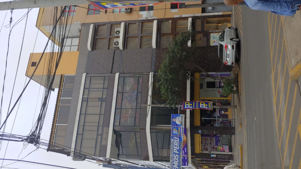 Inmensa en Lince, Lima