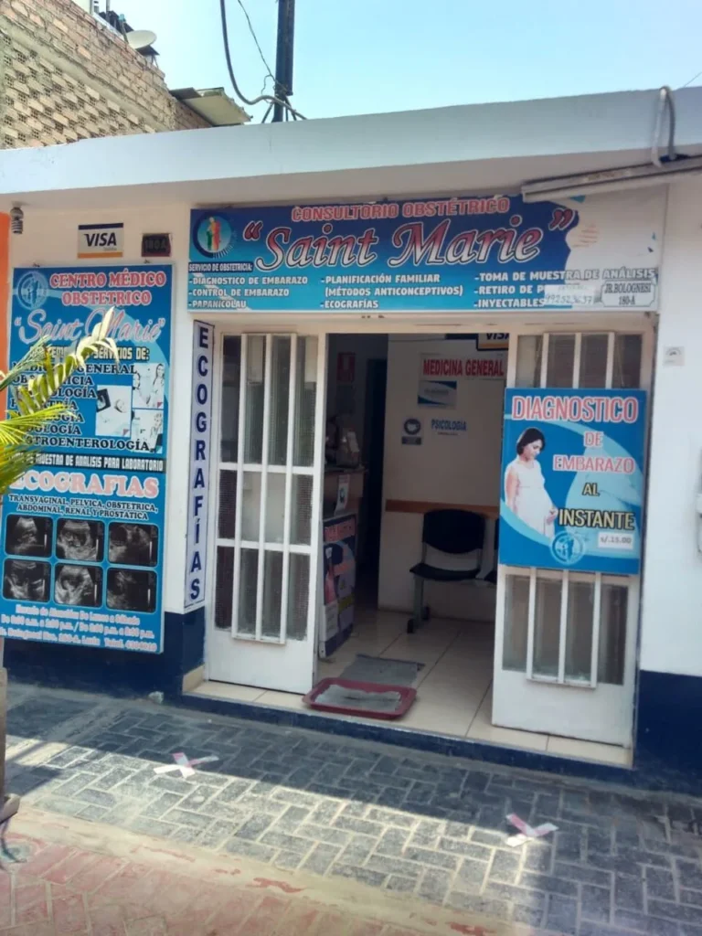Consultorio Obstetrico «saint Marie en Lurin, Lima