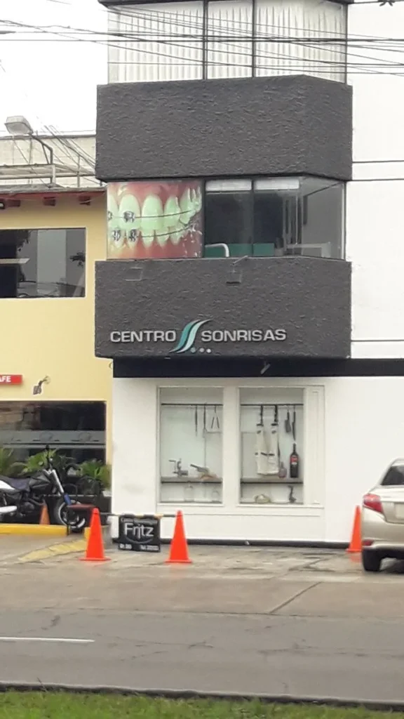 Centro Sonrisas en Miraflores, Lima