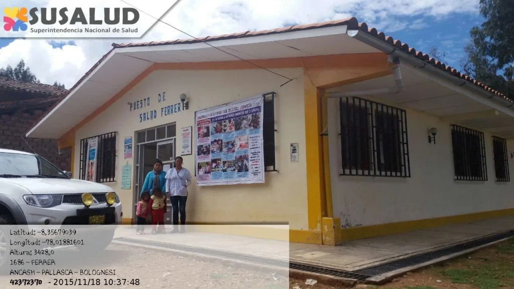 Puesto de Salud Ferrer en Bolognesi, Ancash