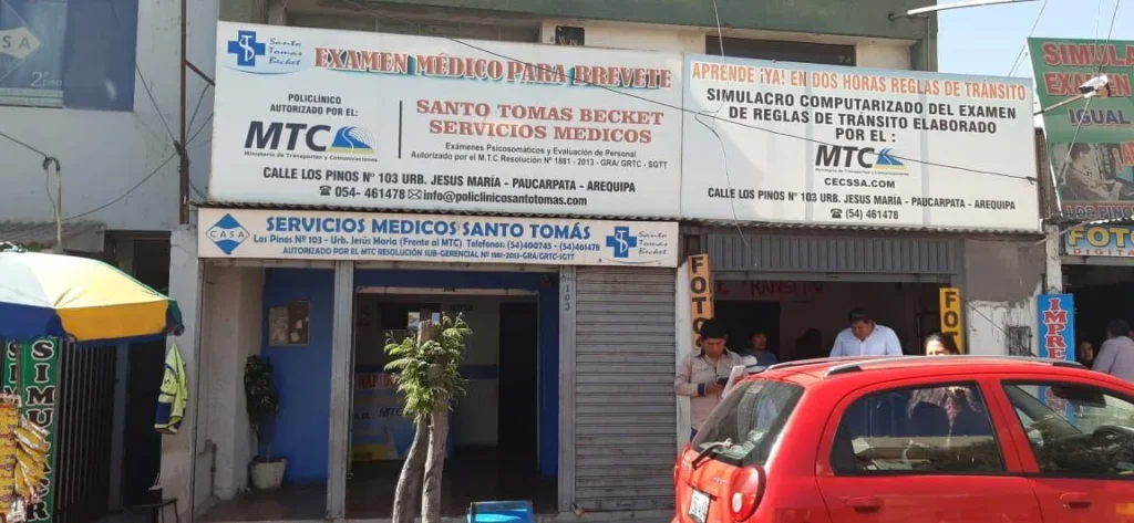 Servicios Medicos Santo Tomas Becket S.r.l. en Paucarpata, Arequipa