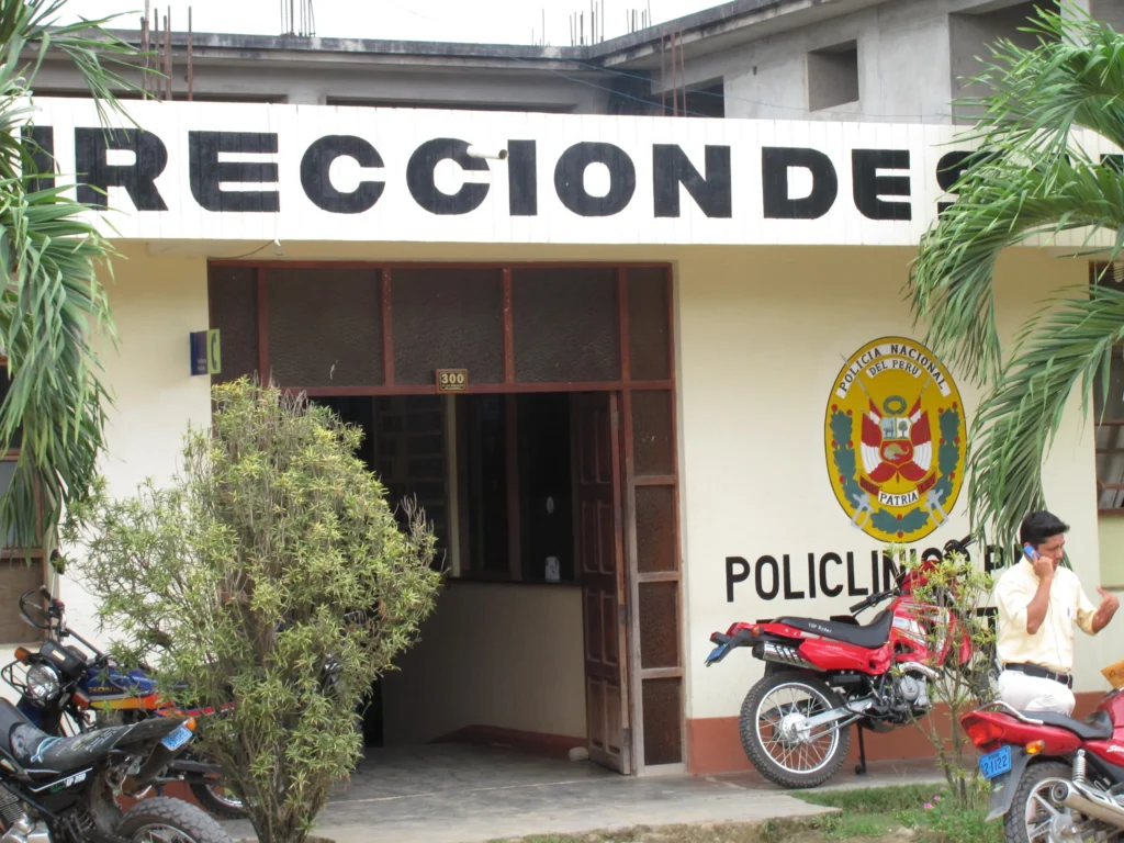 Policlinico Pnp Tarapoto en San Martin