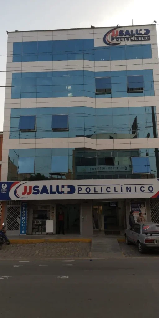 Policlinico Jj Salud en Puente Piedra, Lima