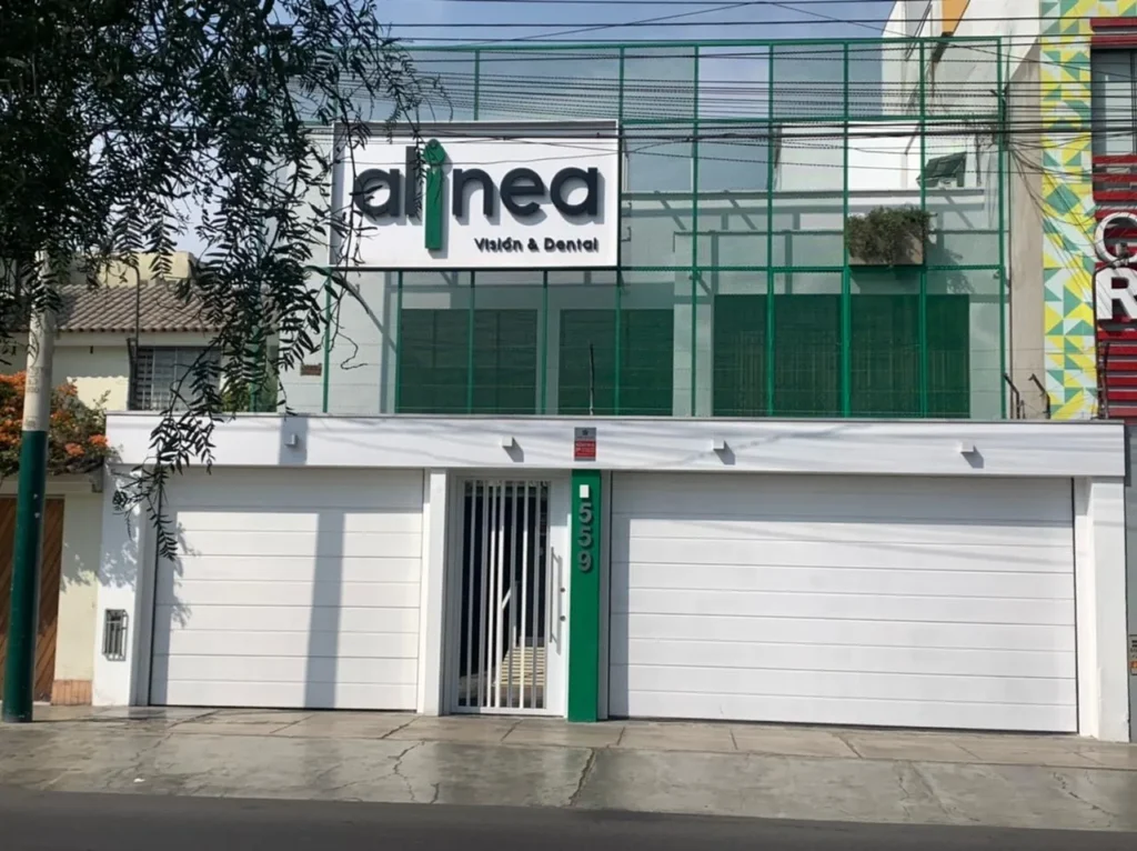 Alinea Vision y Dental en Santiago de Surco, Lima