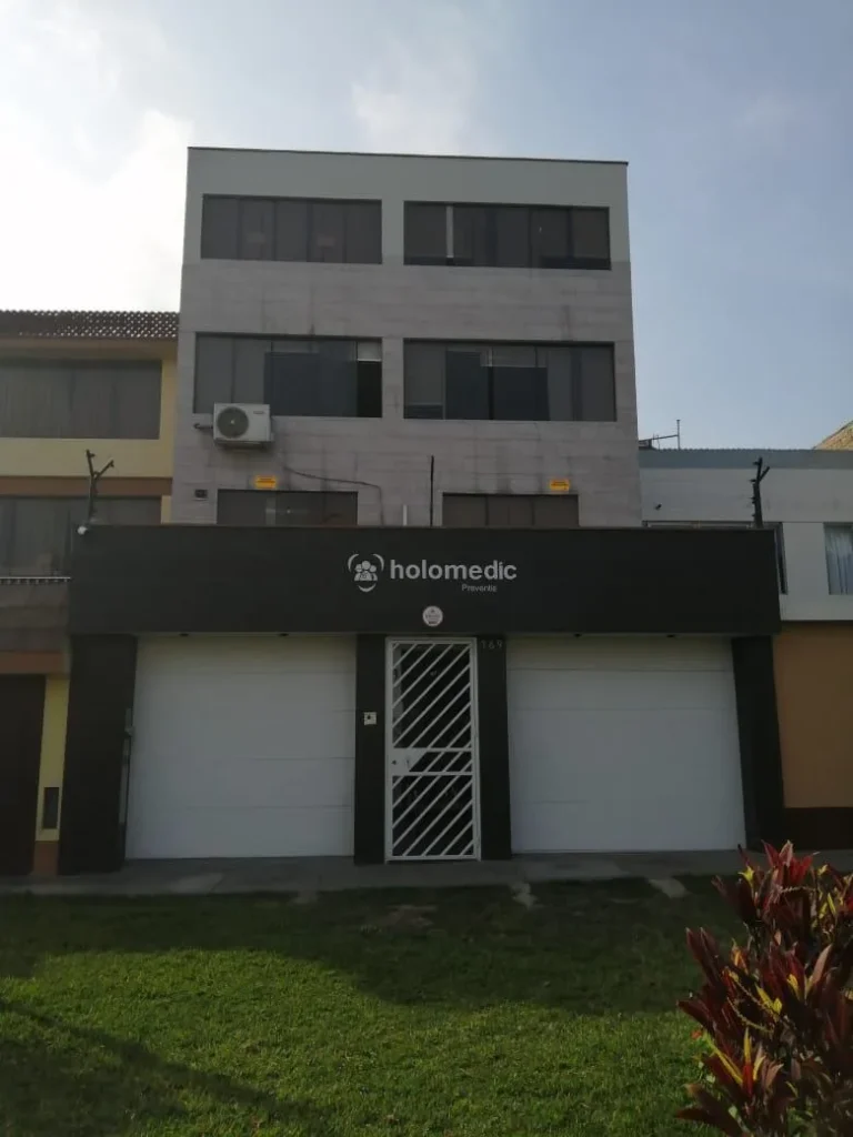 Holomedic en Surquillo, Lima