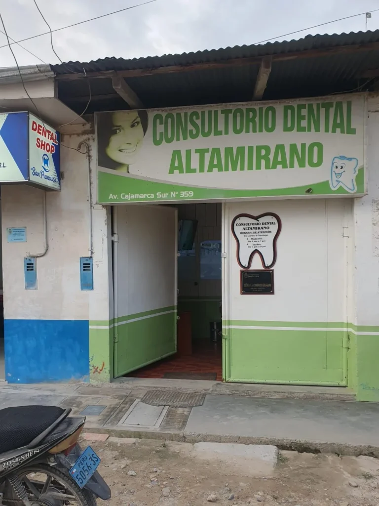 Consultorio Dental Altamirano en Nueva Cajamarca, San Martin