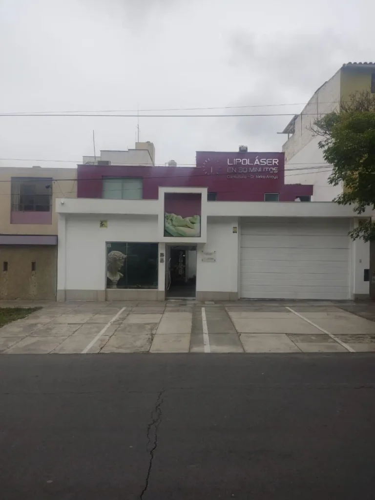 Lipolaser 30m en Santiago de Surco, Lima