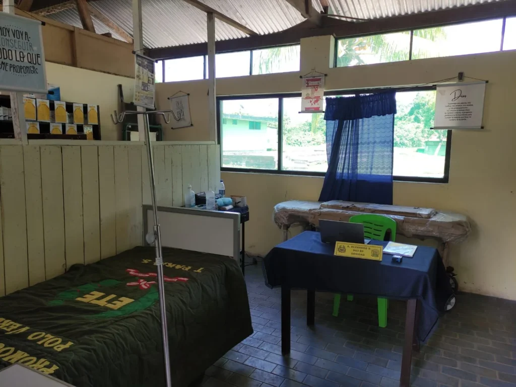 Enfermería Unidad Militar de Asentamiento Rural N° 01 – Mesones Muro en Imaza, Amazonas