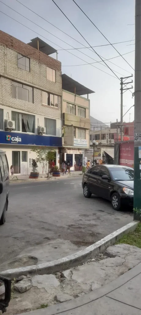 Smile Dent en Lurigancho, Lima