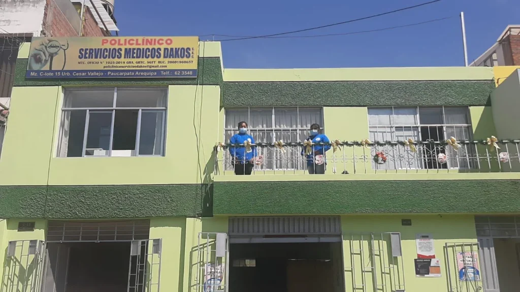 Policlinico Servicios Medicos Dakos S.a.c en Paucarpata, Arequipa