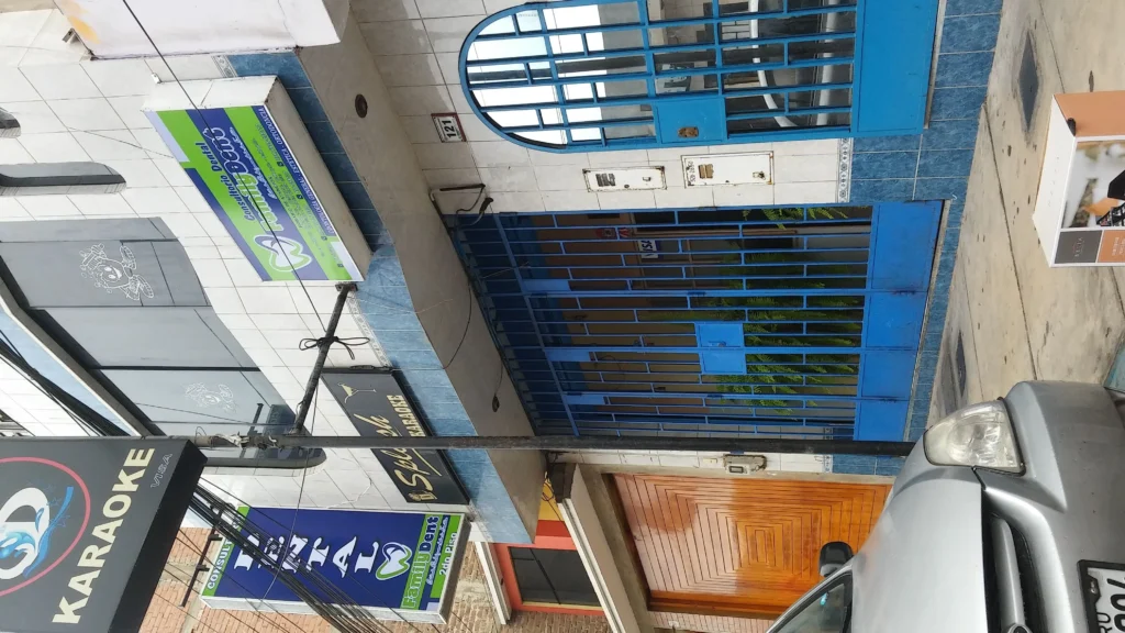 Consultorio Dental Family Dent en Barranca, Lima