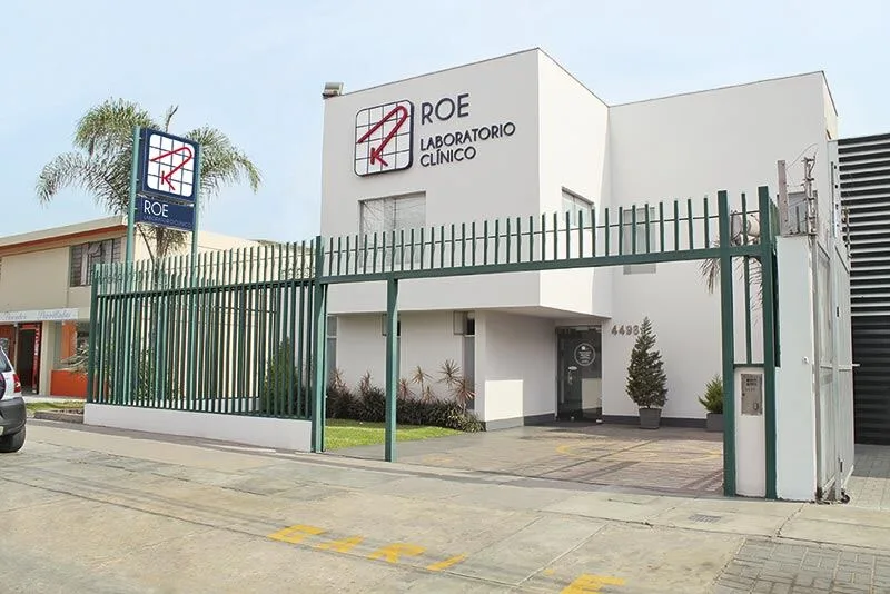 Centro de Vacunacion de Laboratorios Roe en Santiago de Surco, Lima