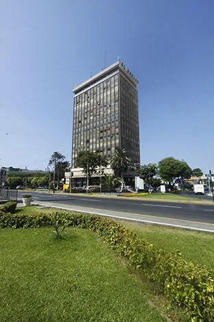 Dental Hub Consultorio Odontológico Especializado en Lince, Lima