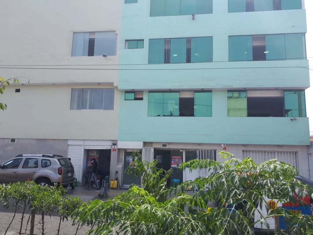 Renal Sur en San Juan de Miraflores, Lima
