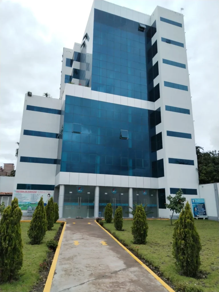 Policlinico Canaan Srl en Andres Avelino Caceres D., Ayacucho