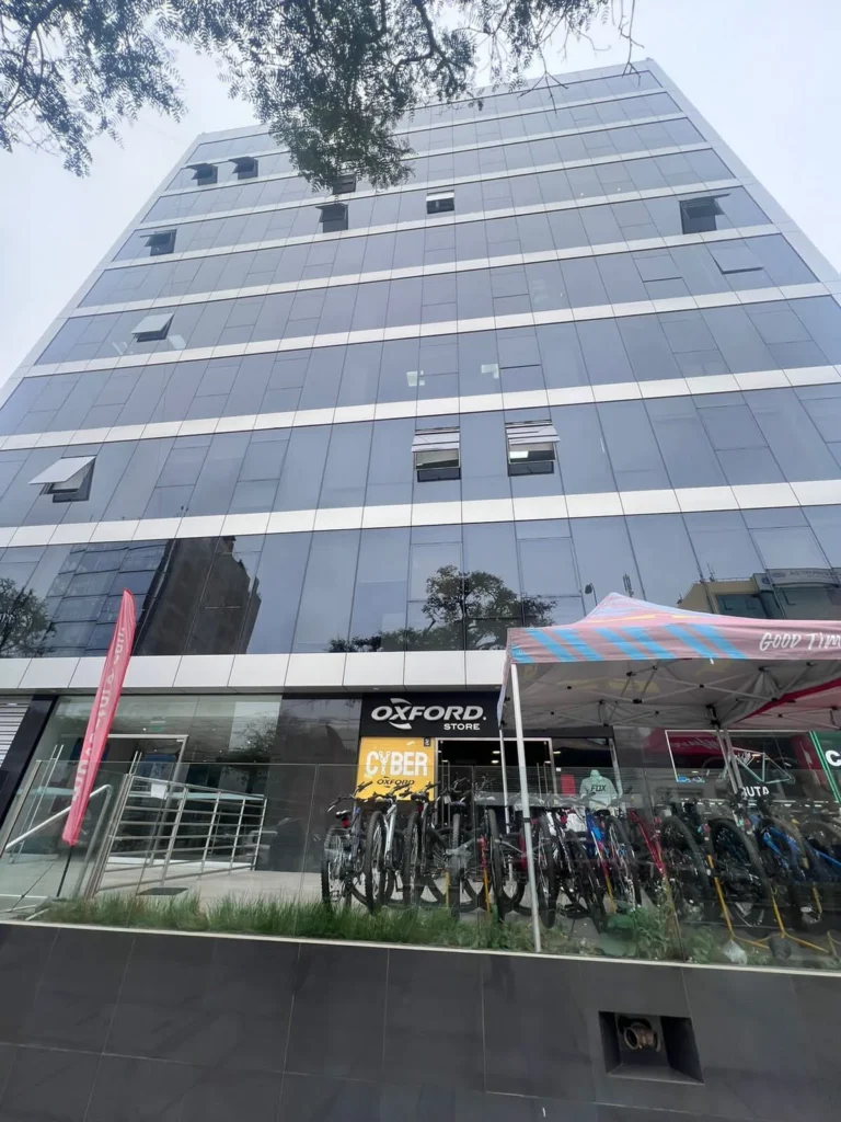 Cornejos Dental en Miraflores, Lima