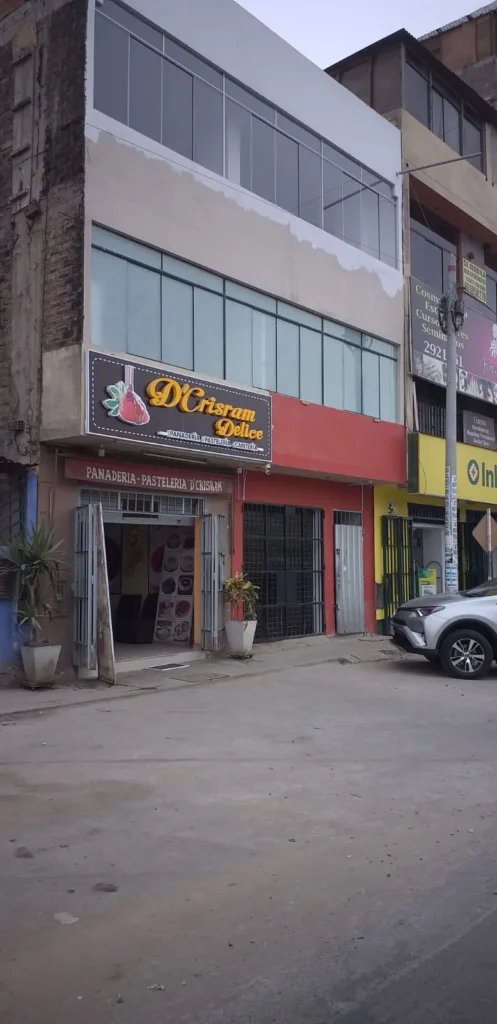 Montalb Medic en San Juan de Miraflores, Lima