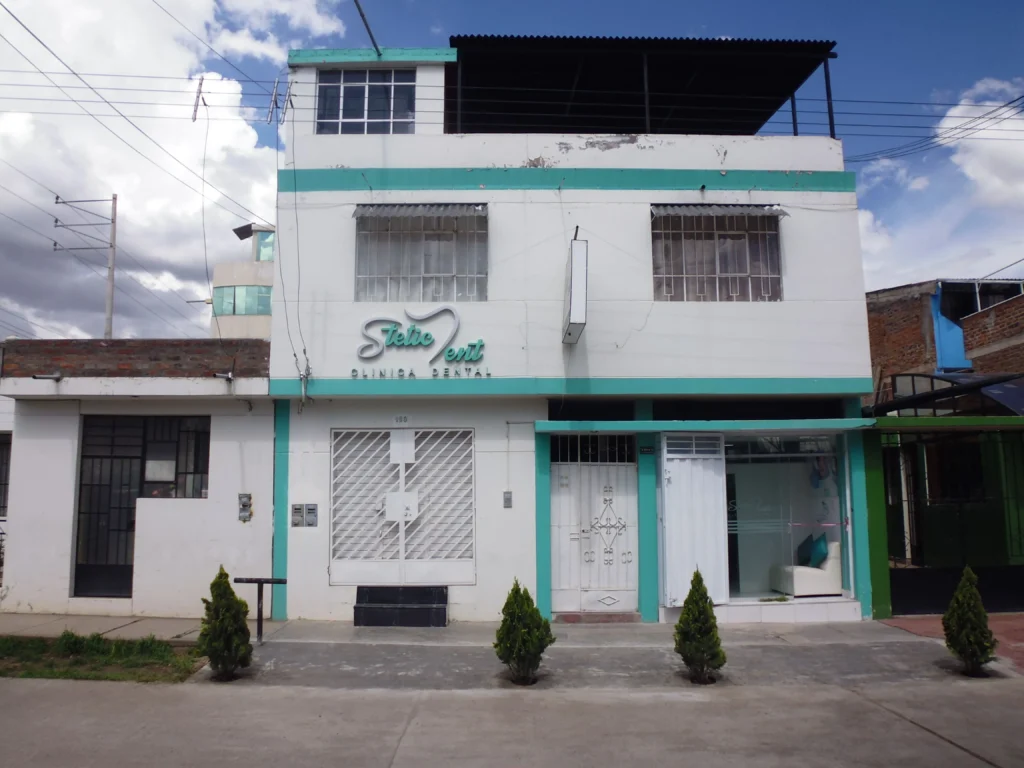Stetic Dent en El Tambo, Junin