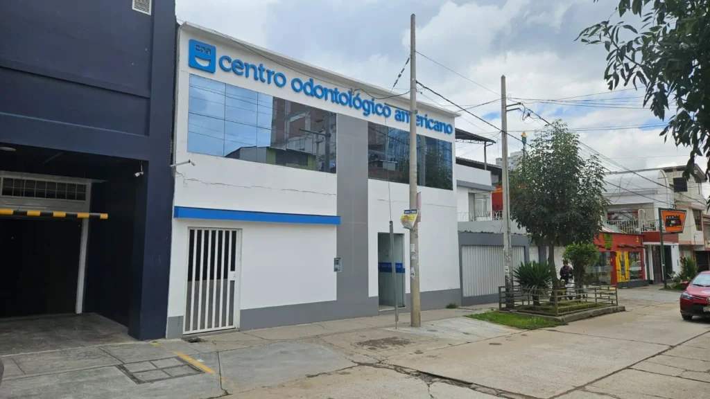 Centro Odontologico Americano – Huancayo en Junin