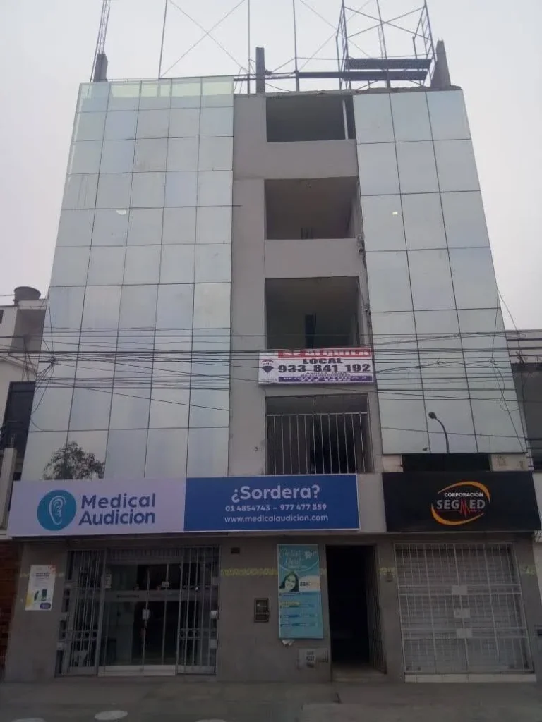 Corporacion Segmed S.A.C. en Los Olivos, Lima