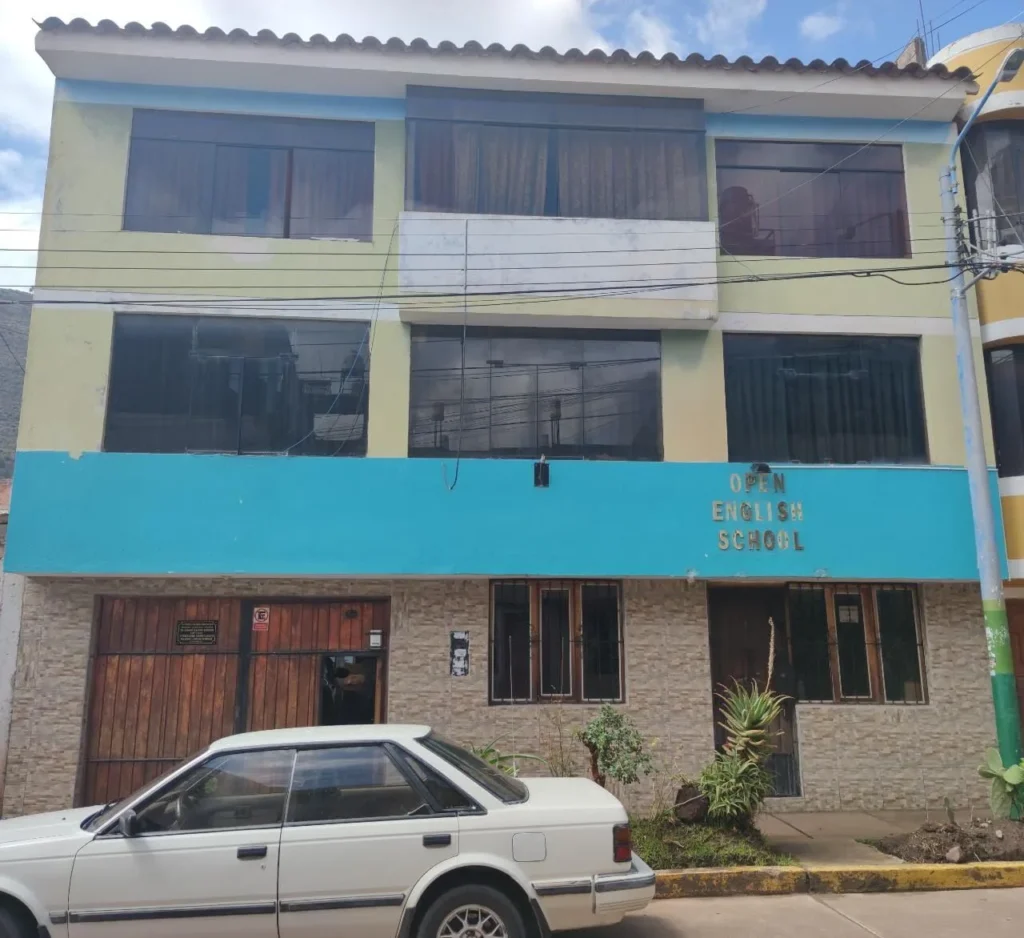 Wmedico-Italiano en San Sebastian, Cusco