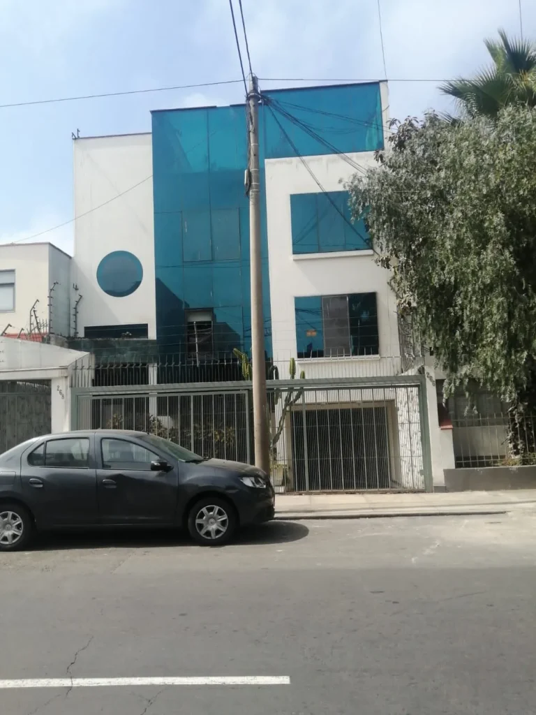 Dental Elias Cornock en Miraflores, Lima