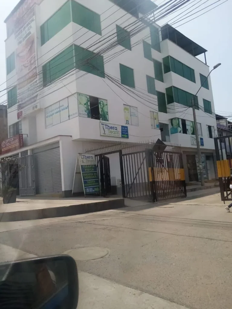 Thera Team en Villa El Salvador, Lima