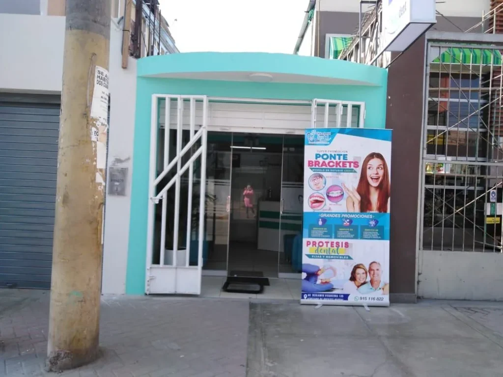 Centro Odontologico Sayudent en Huaral, Lima