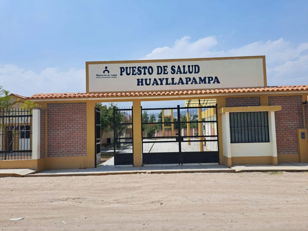 Puesto de Salud Huayllapampa en Pacaycasa, Ayacucho