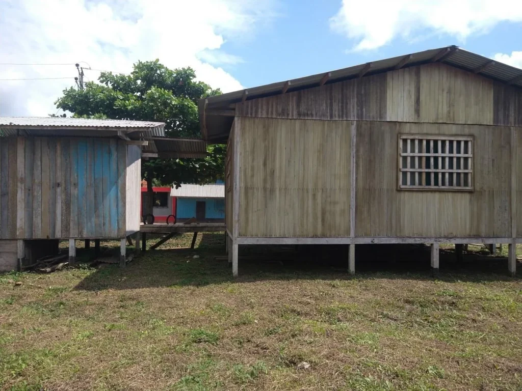 Puesto de Salud Nolberth de Alto Aruya en Neshuya, Ucayali