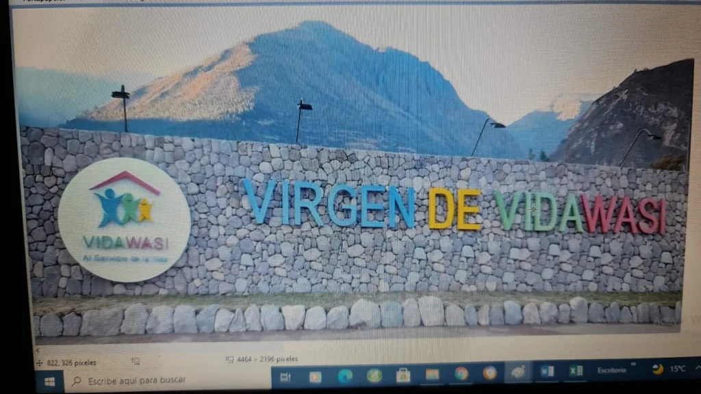 Virgen de Vidawasi en Urubamba, Cusco