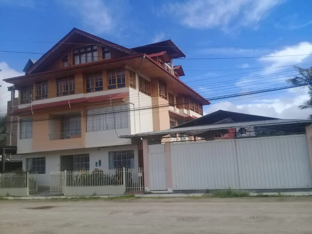 Centro Medico Ruben Dario Manrique Zorrilla en Oxapampa, Pasco