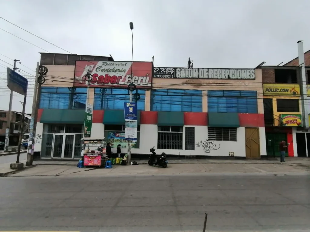 Policlinico Dra Rojas en Villa El Salvador, Lima