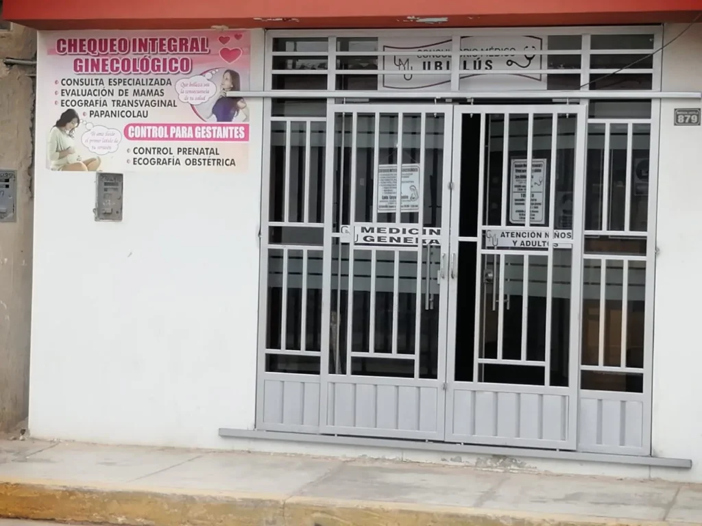 Consultorio Medico Ubillus en Monsefu, Lambayeque