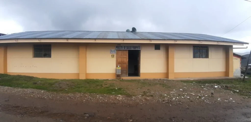 Puesto de Salud Pamputa en Coyllurqui, Apurimac