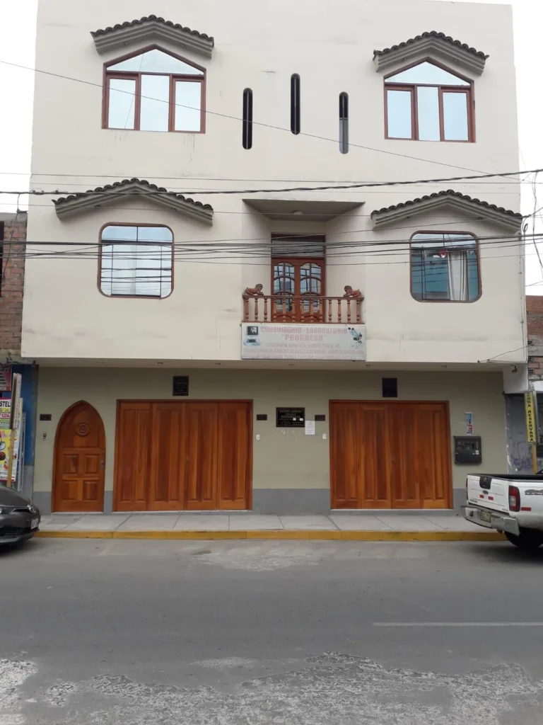 Consultorio Médico – Laboratorio «progreso en Barranca, Lima