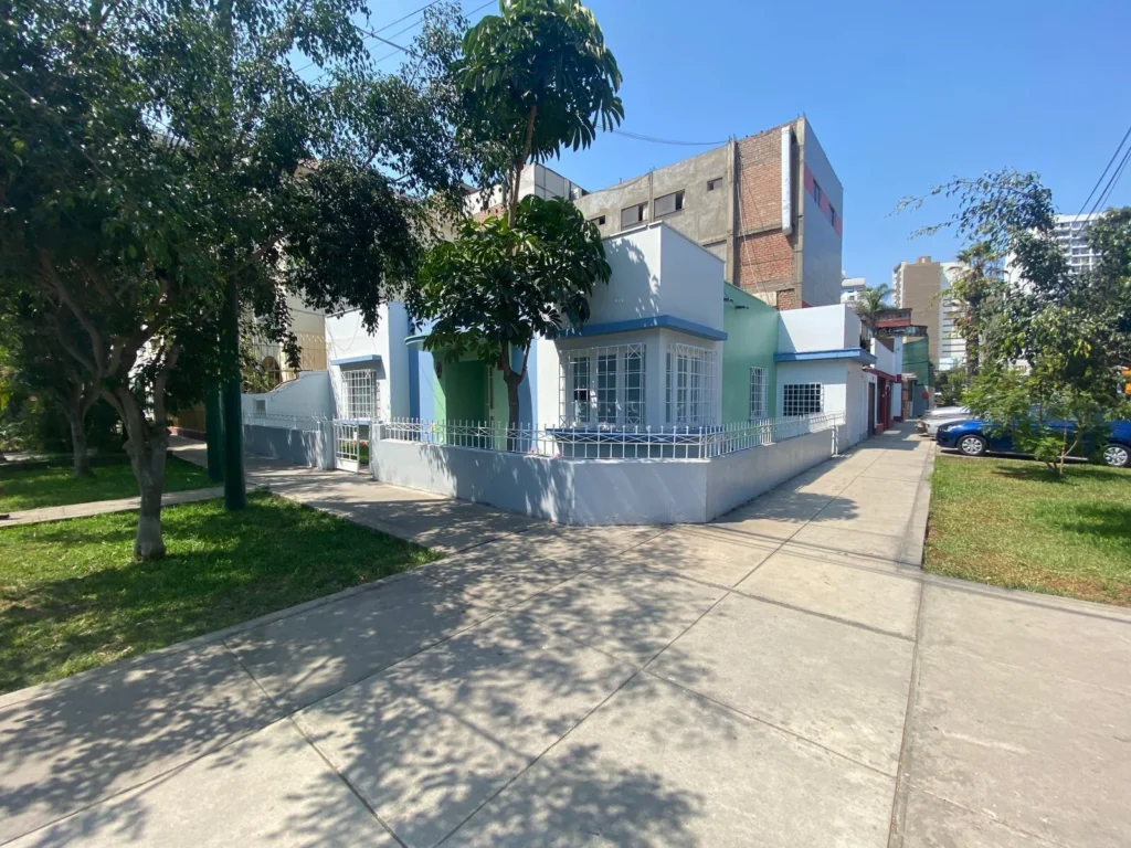 Dacel Salud Sac en Jesus Maria, Lima