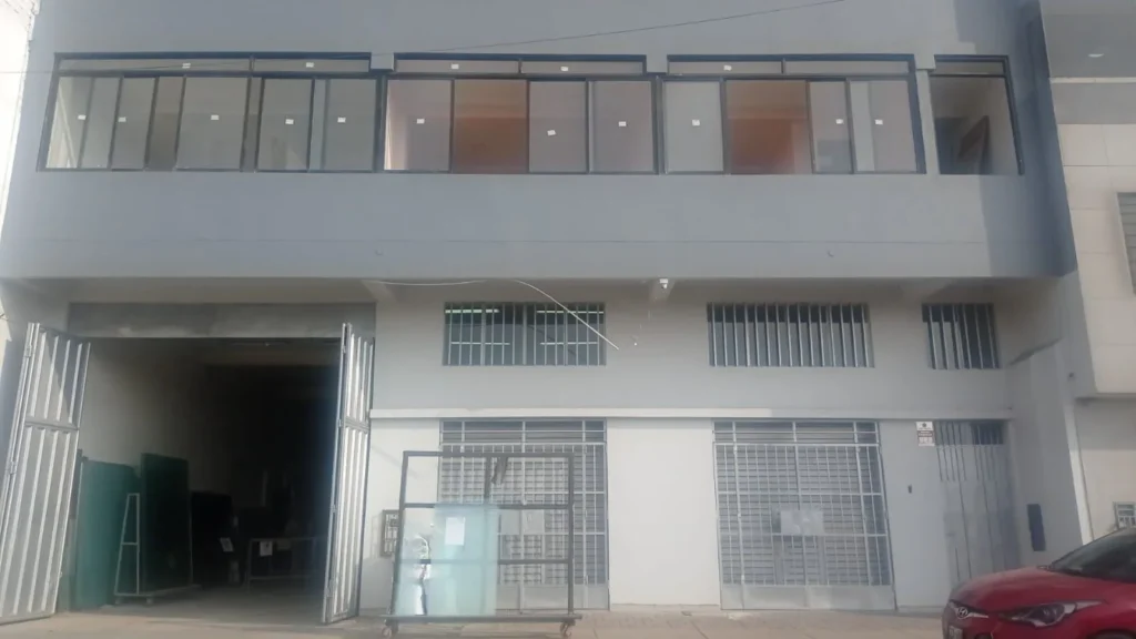Policlinico Rivera en Ate, Lima