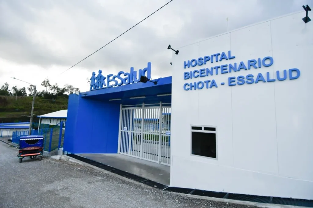 Hospital Modular Bicentenario Chota «gilberto Villena Arrobas en Cajamarca