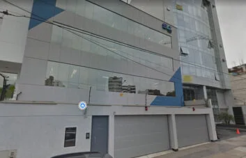 Dra. Paola Colan Odontologia Especializada en San Borja, Lima