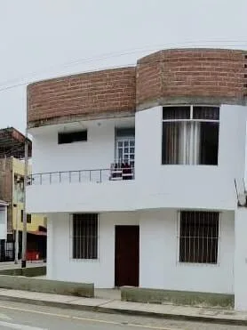 Centro Medico Amaya en San Vicente de Cañete, Lima
