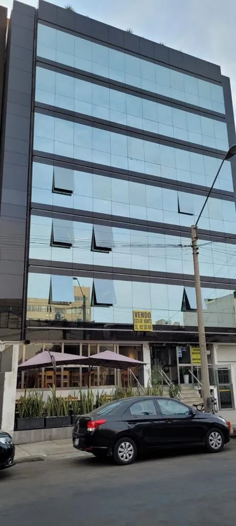 Zahn Centro Odontologico en Miraflores, Lima