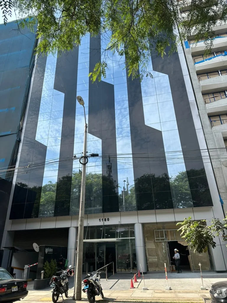 Ballesteros Dermatologia Laser en Miraflores, Lima