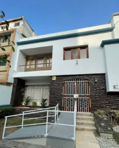 Centro Médico de Especialidades Salud y vida