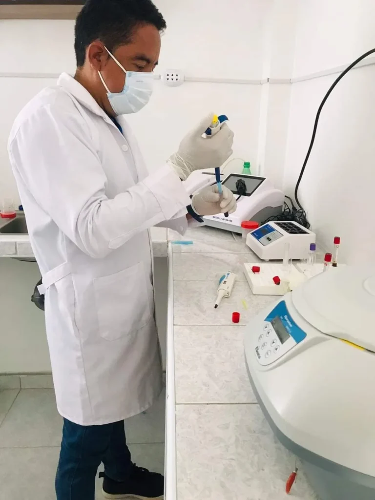 Centro de Analisis Clinicos Klesamlab en Querecotillo, Piura