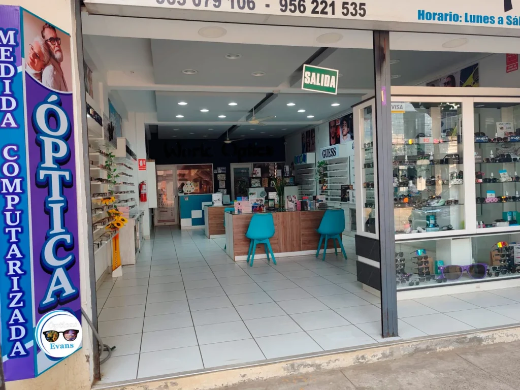 Opticas Evans en Tambopata, Madre de Dios