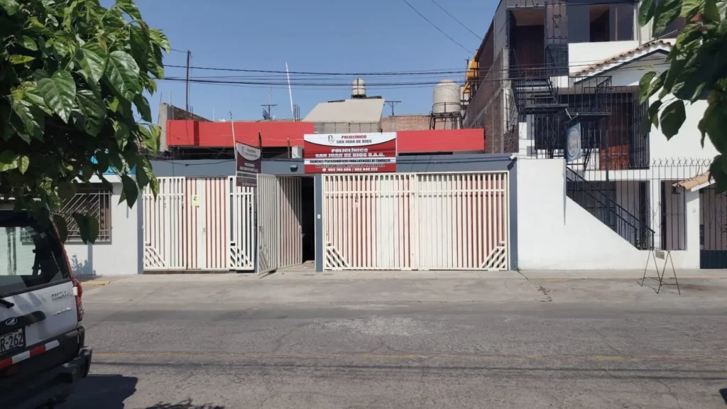 Policlinico San Juan de Dios en Paucarpata, Arequipa